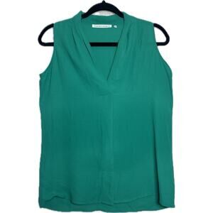 VIOLET + CLAIRE Pleated V-Neck Sleeveless Top Womens S Kelly Green‎ Minimalist